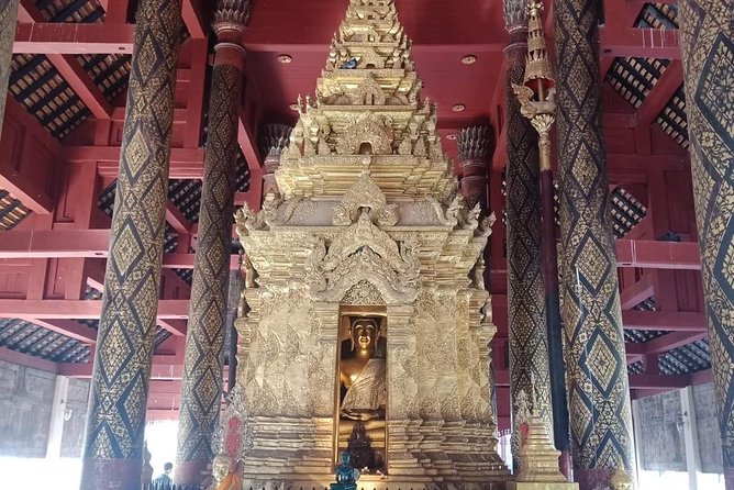 1 day Private Tour to Unseen Temple in Lampang - Why Lampang’s temples feel calmer than Chiang Mai day trips
