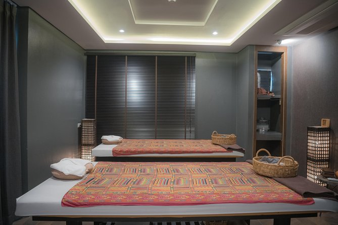 1 Hour The Home Signature Thai Balm Massage - Free Transportation - A homey Chiang Mai massage that starts with comfort