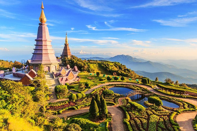 3-in-1: Doi Inthanon Tour, Elephant Sanctuary, and Trekking Trail - A 10–12 hour Chiang Mai highlight run