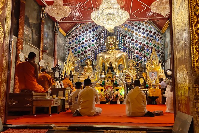 A must: Serene Sunrise, temple at dawn to beat the crowd & Alms to monks - Price and value: what $42 buys you in real terms