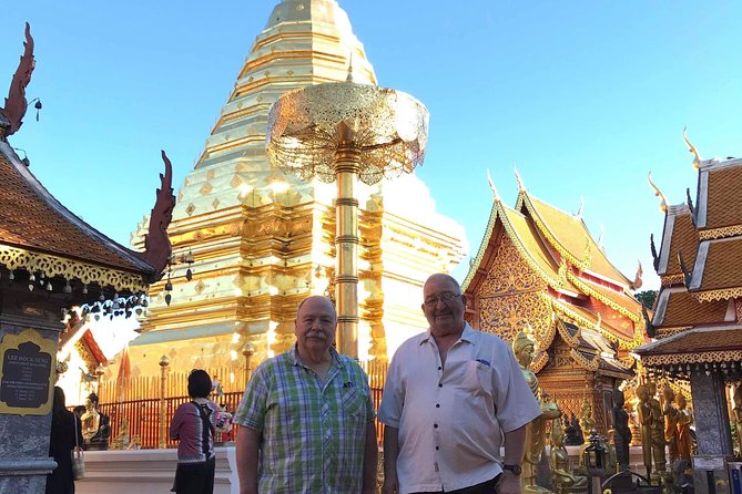 Alms and Wat Phra That Doi Suthep Private Chiang Mai Tour - Warorot Market browsing: a colorful finish that feels grounded