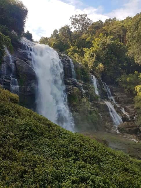 Chang Mai: Doi Inthanon Day Tour w/Waterfalls & Hilltribes - What to bring and how to stay comfortable