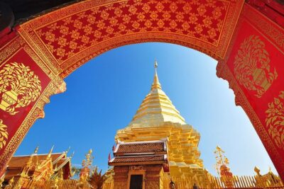Chiang Mai Best City Tour with Doi Suthep & Iconic Temples - Wat Phra That Doi Suthep: Views, Temple Details, and the Bus Crowd Factor