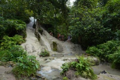 Chiang Mai: Bua Thong Sticky Waterfall & Huge Cave & Buffet - Pickup timing and the air-conditioned van drive