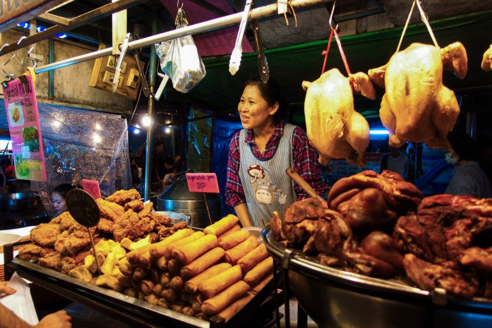 Chiang Mai: Chiang Mai Bar Hopping Guided Night Tour - Night Markets, Jazz, and Riverside Bars: What 4 Hours Really Feels Like