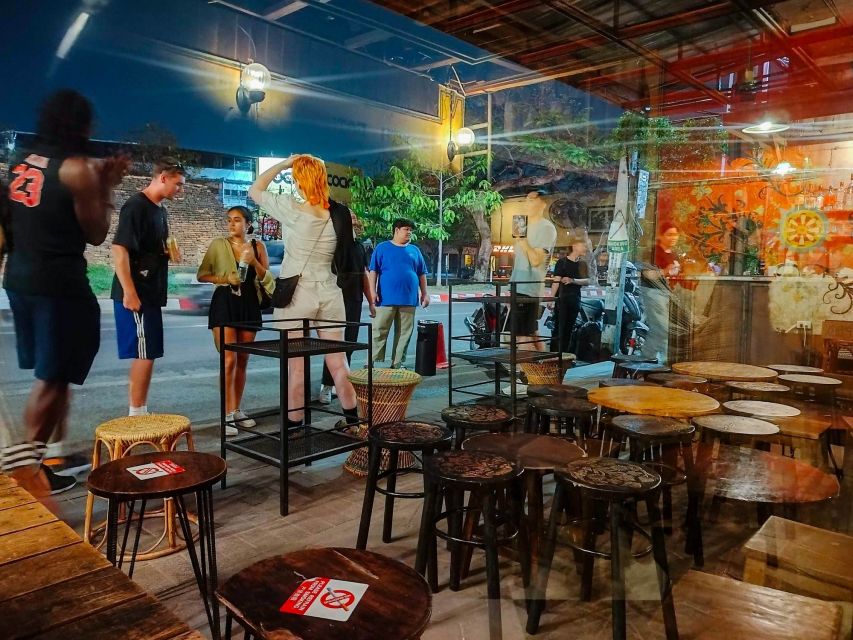 Chiang Mai: Chiang Mai Bar Hopping Guided Night Tour - Price and Drinks: Is $35 Good Value for Nightlife in Chiang Mai?
