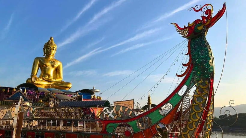 Chiang Mai: Chiang Rai Temples, Golden Triangle & Boat Tour - Wachirathan Waterfall and the Kew Mae Pan hike (seasonal timing)