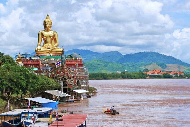 Chiang Mai - Chiang Rai Temples, Long Neck Karen, Golden Triangle - Baan Dam Museum (Black House): weird in the best way