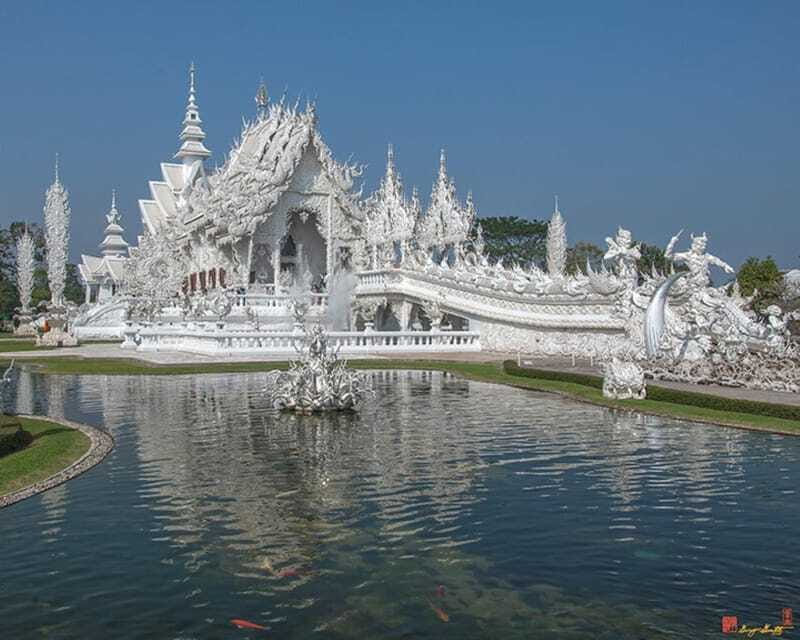Chiang Mai: Chiang Rai White, Blue & Black Temples Day Tour - The Lunch Break and What’s Included (So You Don’t Lose Time)