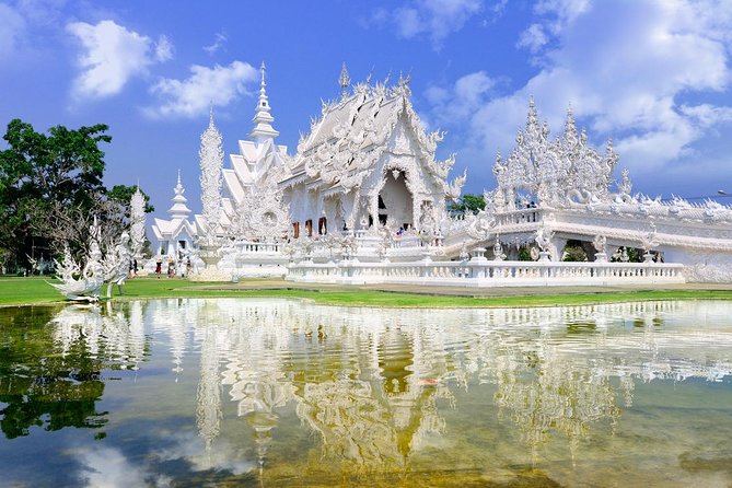 Chiang Mai-Chiang Rai:White-Black-Blue Temple-Golden Triangle-Keren-Boat Trip - The 7:00 AM Start and How the Long Drive Shapes Your Experience