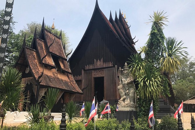 Chiang Mai-Chiang Rai:White+Black+Blue Temple+Golden Triangle+Boat Trip - Chiang Rai in a day: why this route is worth it