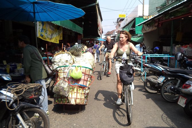Chiang Mai City Culture Half-Day Cycling Tour - Wat Phra Singh: the city-center classic, handled at a bike-tour pace