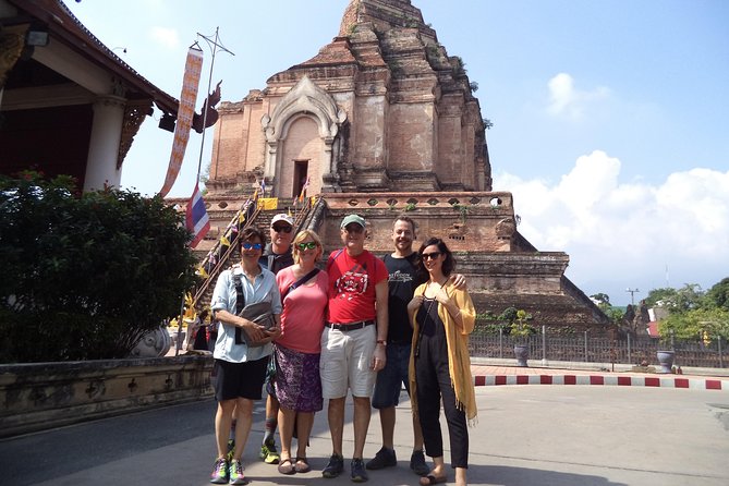 Chiang Mai City Culture Half-Day Cycling Tour - Lunch, snacks, and drink breaks that keep the half-day feel