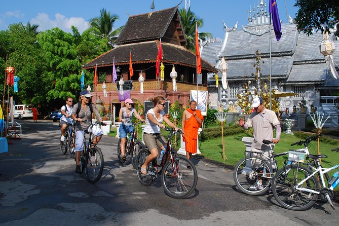 Chiang Mai City Culture Half-Day Cycling Tour - Meeting point and group setup: start smoothly, ride confidently