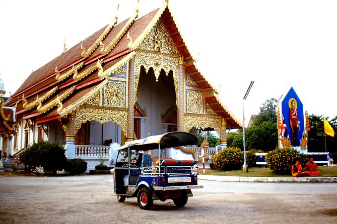 Chiang Mai City Tuk Tuk Tour - Half Day - Starting at Tha Phae Gate: The Convenient Launch Point