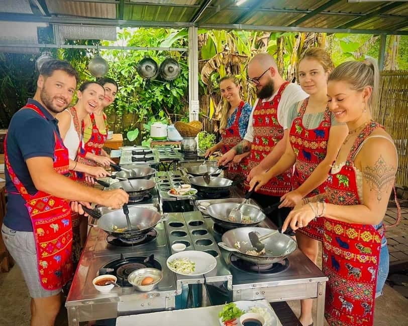 Chiang Mai: Cooking Class, Market & Thai Herbs Garden Tour - Spice level, dietary needs, and what to wear