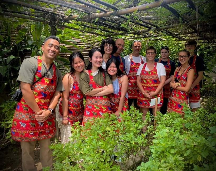 Chiang Mai: Cooking Class, Market & Thai Herbs Garden Tour - Thai herb garden: smell, use, and flavor memory