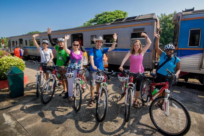 Chiang Mai Countryside Guided Bike Tour - Pedaling Out of Chiang Mai: Orchards, Canals, and the Ping River Meal