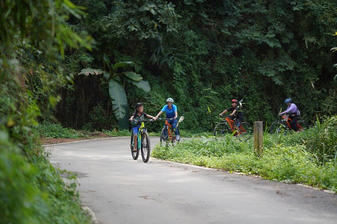 Chiang Mai: Cycling Nam Phare Countrysides, Breezy-Relax & Lunch - Morning pickup in Chiang Mai: what the first hour really gives you