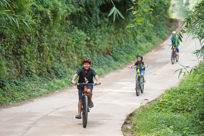 Chiang Mai: Cycling Nam Phare Countrysides, Breezy-Relax & Lunch - Bamboo rafting on the Mae Wang River for about 45 minutes