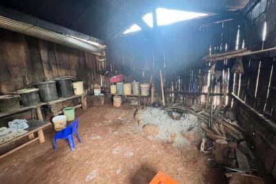 Chiang Mai Day Tour: Chiang Dao Cave and Hill Tribes - Chiang Dao Cave: Lantern Light, Stalagmites, and Tight Spots