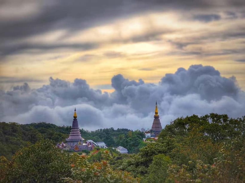 Chiang Mai: Doi Inthanon National Park and Kew Mae Pan Tour - Doi Inthanon feels like a whole new climate