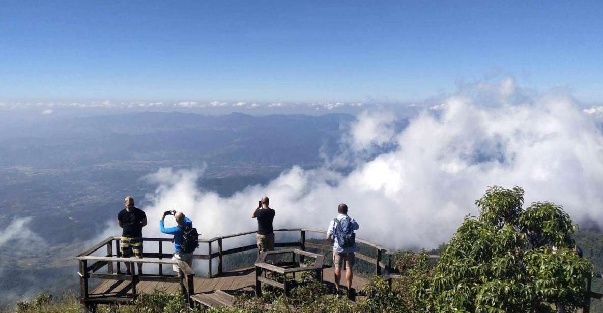 Chiang Mai: Doi Inthanon Park Day Trip with Kiw Mae Pan Hike - Hmong Hill Tribe Market: fresh food, simple browsing, real local life
