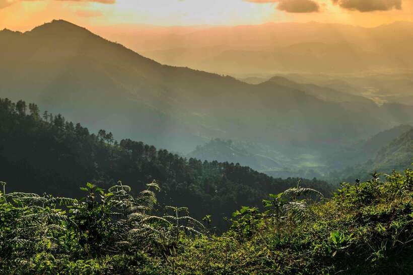 Chiang Mai: Doi Inthanon Park Tour & Kew Mae Pan Trail Hike - Lunch on the mountain: simple set menu, practical fueling