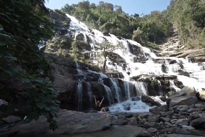 CHIANG MAI: Doi Inthanon-Trekking Pha Dok Seaw-Waterfall-Lunch - Waterfall trek timing: what the hike section is really like