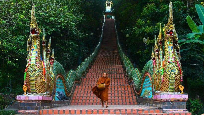 Chiang Mai: Doi Suthep and Wat Pha Lat Temple Evening Tour - The White Temple and Blue Temple Mentions: How to Handle That Promise