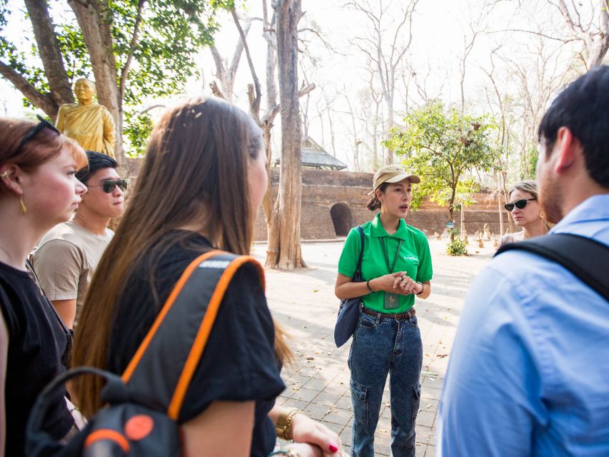 Chiang Mai: Doi Suthep and Wat Umong Enchanting Evening Tour - Wat Umong Underground Tunnels: Forest Calm With a Bird Warning
