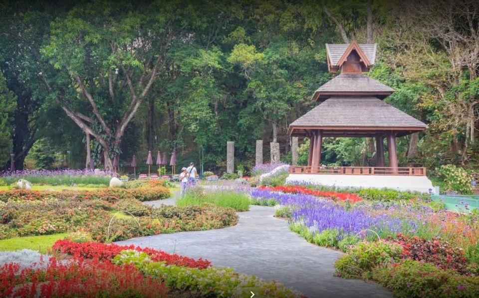 Chiang Mai: Doi Suthep National Park Leisure Hiking & Biking - Wat Pha Lat: Another Temple, Less Crowded Energy