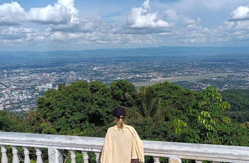 Chiang Mai - Doi Suthep Temple & Wat Pha Lat Hike - How guides make or break the experience
