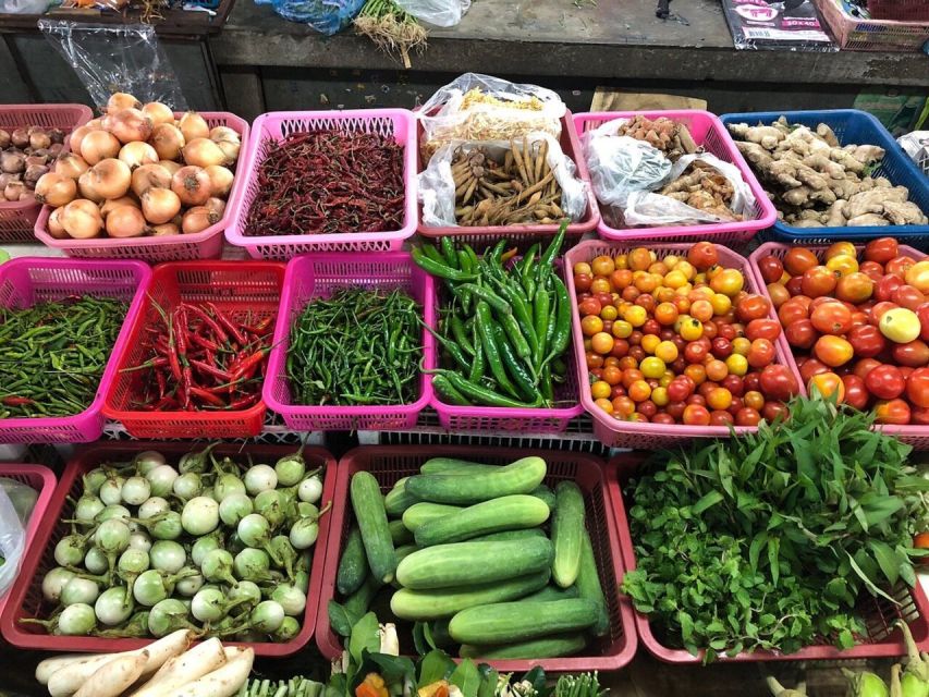 Chiang Mai: Evening Cooking Class and Local Market Visit - Cooking the Evening Dinner: What You Actually Eat