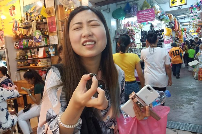 Chiang mai Foodies and Historic Walk - Warorot Market (Kad Luang): snack-hopping with your guide in charge