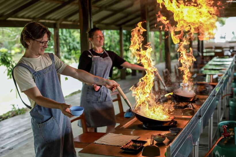 Chiang Mai: HALF-DAY COOKING COURSE at a Thai Cooking Farm - Hands-on cooking: demo first, then you take the lead