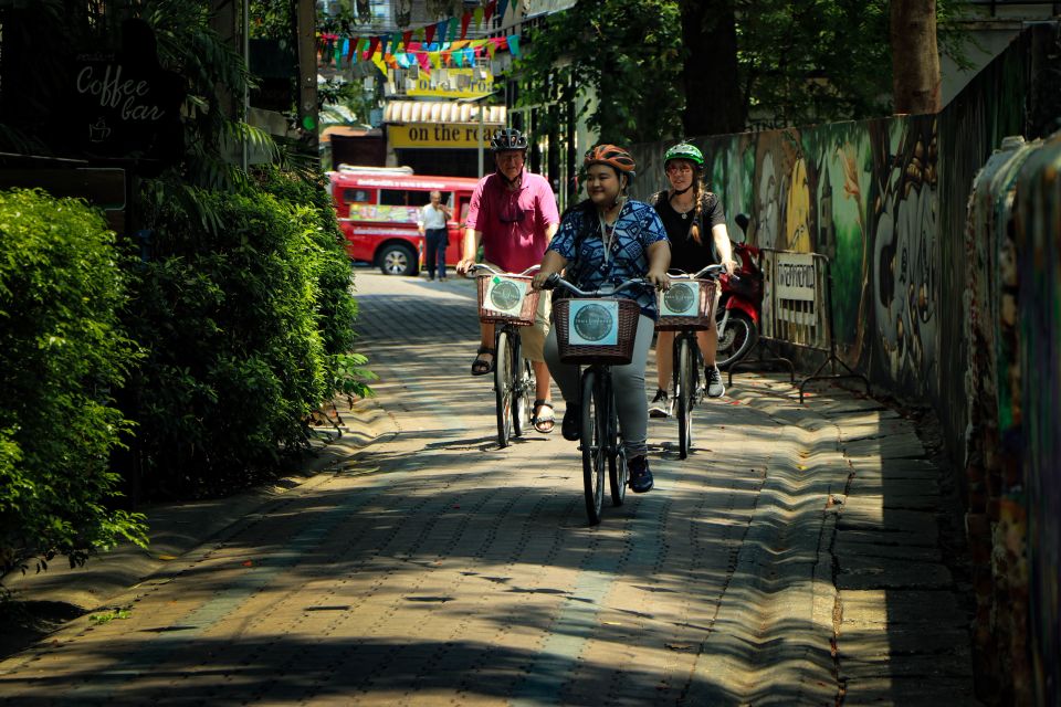 Chiang Mai: Half-Day Old Town Cycling Tour - Temples without the rush: quiet, off-the-beaten-track stops
