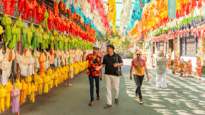 Chiang Mai: Historical and Culture Exploration Walking Tour - Wat Chedi Luang: 600-year-old ruins and a Buddha you can actually see