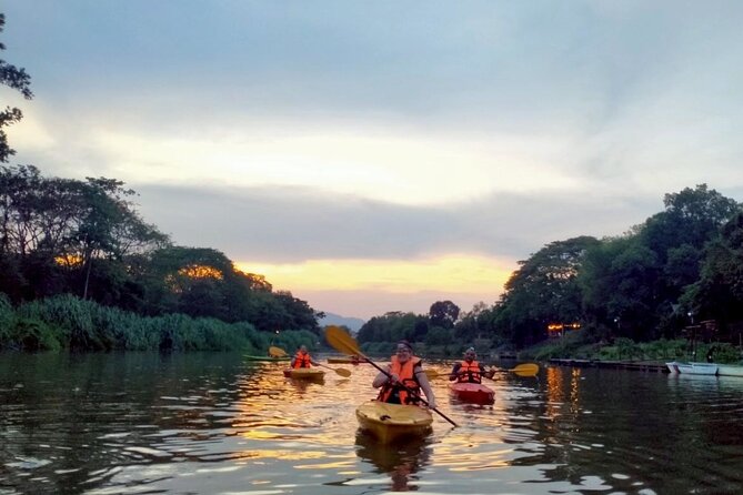 Chiang Mai: Kayak Under the Stars – 6 km to the Heart of the City - Chiang Mai at Night, From the Waterline