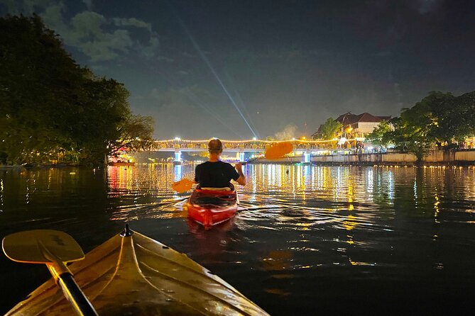 Chiang Mai: Kayak Under the Stars – 6 km to the Heart of the City - Where It Starts: Pickup, Meeting Point, and Getting Ready Fast
