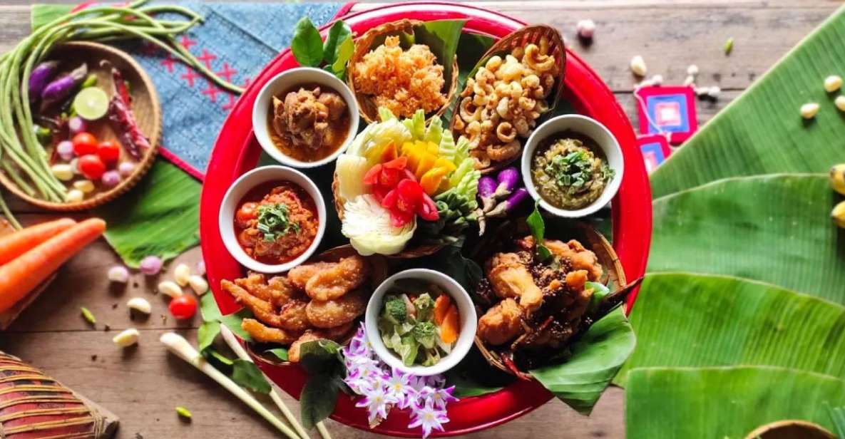 Chiang Mai: Khantoke Dinner with Traditional Performance - The Traditional Lanna show: music, dances, and rituals you can follow