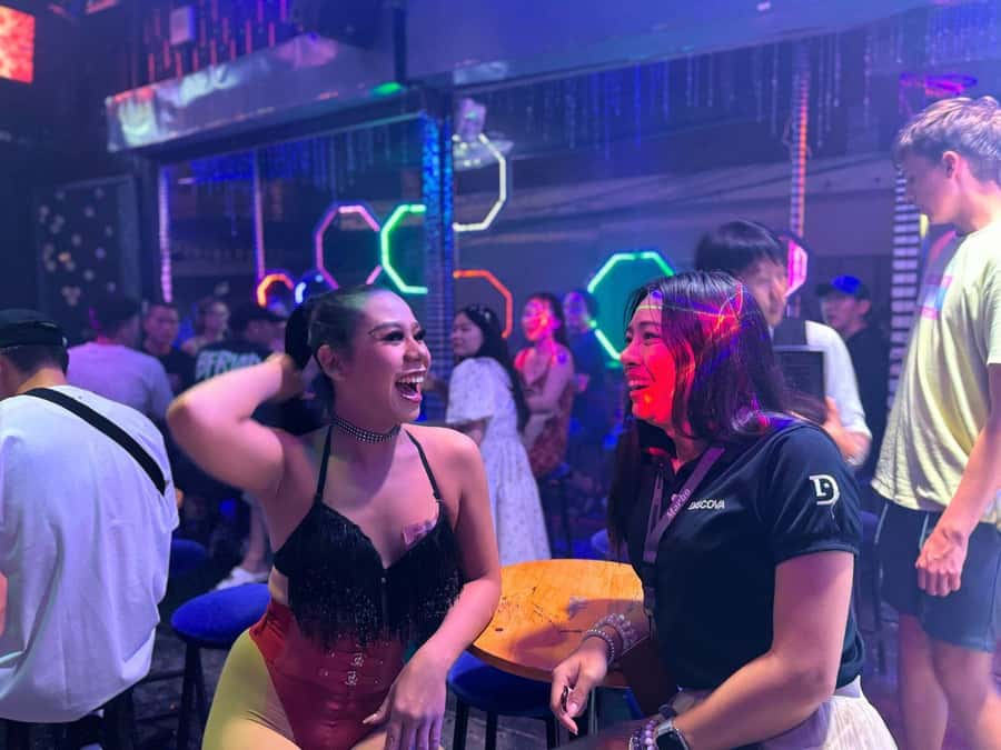 Chiang Mai: Ladyboy Cabaret Show with Dinner and Drinks - Key things I’d plan around