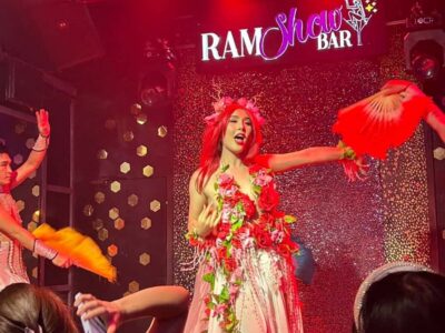 Chiang Mai: Ladyboy Cabaret Show with Dinner and Drinks - Hotel Pickup to Night Market: Food First, Questions Second