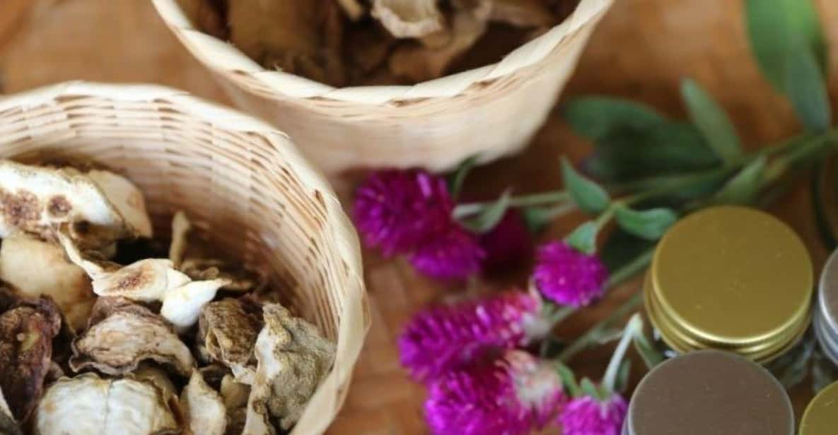 Chiang Mai : Making Herbal Ball And Inhaler - A 1-Hour Aromatherapy Workshop in Chiang Mai Province