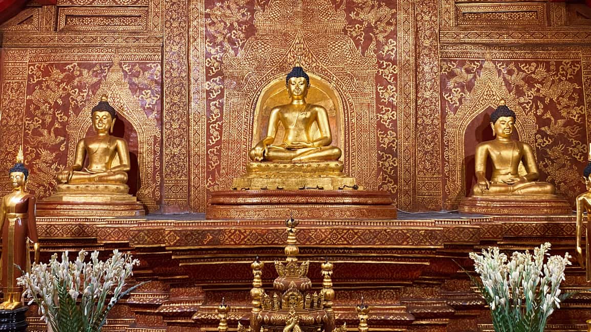 Chiang Mai Old City Twilight Walk Tour: Lanna Majestic Glow - The Guide Factor: What Makes This Tour Feel Personal