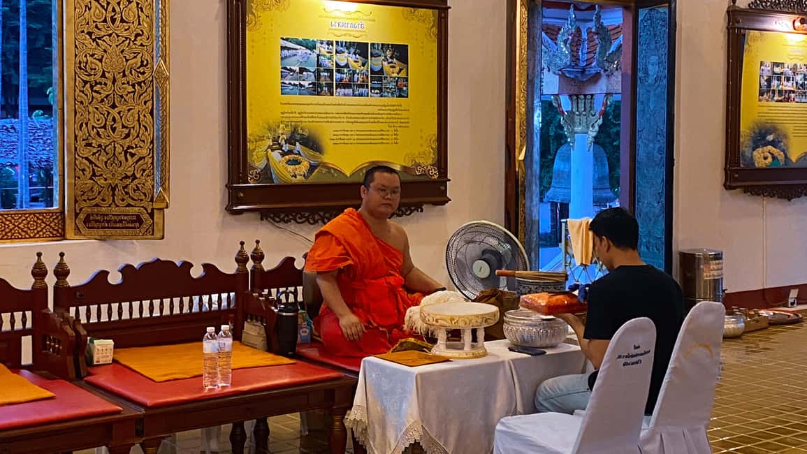 Chiang Mai Old City Twilight Walk Tour: Lanna Majestic Glow - Who Should Book This Twilight Walk, and Who Should Skip It