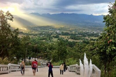 Chiang Mai Pai Full Day Sai Ngam Hot Spring, Pai Canyon, White Buddha, Santichon - Lunch in Pai valley: Thai à la carte, vegan or halal on request