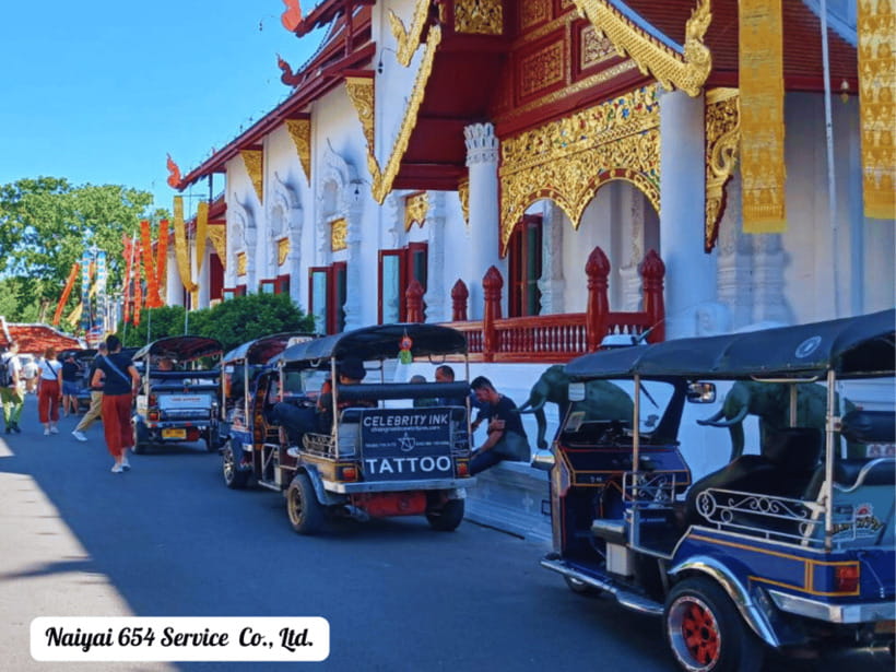 Chiang Mai: Private City Tuk-Tuk Tour - Key moments that make this private tuk-tuk tour work