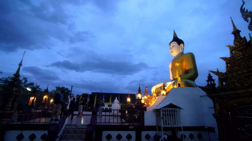 Chiang Mai: Private Historic Old City Bike Tour - Night - Moat and Old Wall Sections: How the City Used to Protect Itself