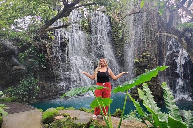 Chiang Mai Sticky Waterfall Dantewada and Banden Temple Tour - Dantewada Land of Angels: a fantasy café stop that actually works as a break